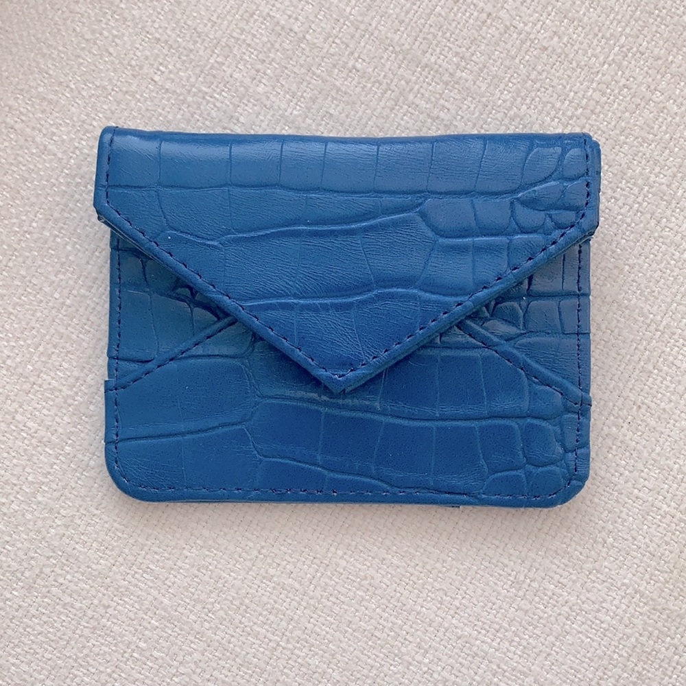 Croc card case